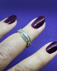 A 899 - Anillo de Plata 925 - Ondas entrelazadas de microcubics y barritas de cubic - comprar online