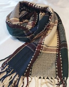 CH 646 - Mantón de lanilla escoces con cuadritos y pespuntes - Flecos torzados 60 x 180