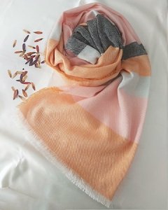 CH 654 - Pashmina fina - Franjas de Tonos Pastel - 75 cm x 1,80 m