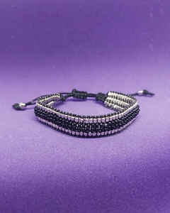 P 612 - Pulsera de India - Ajustable - Tejida con cuentas de Alpaca y mostacillas negras