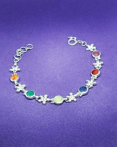 P 677 - Pulsera de Plata 950 - Círculos de Piedras y Conchillas naturales y flores de plata - comprar online