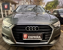 Audi A3 Stronic 1.4 TFSI Sedán