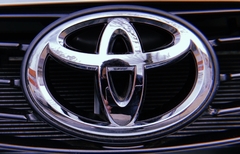 Toyota Etios X 1.5 5p. en internet