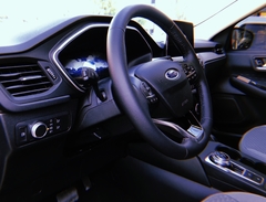 Ford Kuga SE Sport Hybrid 2.5 - tienda online