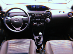 Toyota Etios X 1.5 5p. - Automotores España