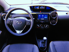 Toyota Etios XLS 1.5 5p. en internet
