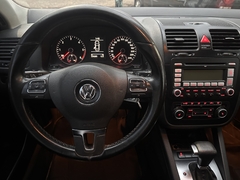 Volkswagen Vento Luxury 1.9 TDI DSG - Automotores España