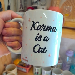 Taza Karma is a cat - comprar online