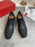 Sapato Louboutin Greggo Flat spike na internet