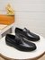 Sapato Louis Vuitton em couro preto - comprar online