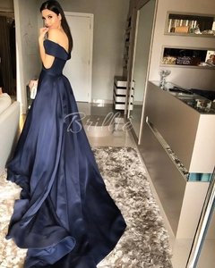 LOCAÇÃO Vestido Azul Marinho Princesa