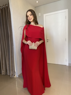 LOCAÇÃO Vestido vermelho mangas capa