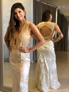 Vestido Renda Nude com Pérolas