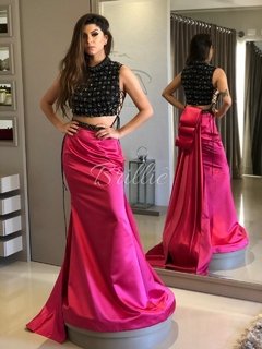 Conjunto Cropped e Saia Rosa Pink e Preto