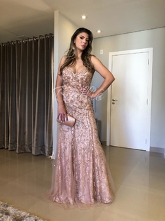 Imagem do LOCAÇÃO Vestido Bordado Rose Gold