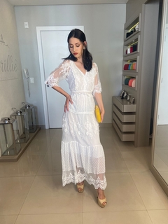 Vestido Midi Branco Rendado na internet