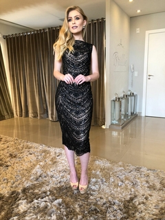 LOCAÇÃO Vestido Preto Midi Renda