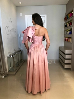 Imagem do LOCAÇÃO Vestido Rosa Princesa