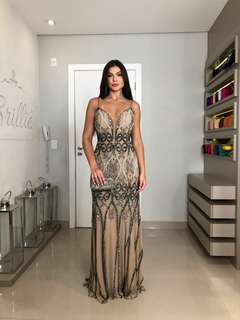 LOCAÇÃO Vestido Bordado Nude e Chumbo