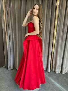 LOCAÇÃO Vestido vermelho Princesa na internet