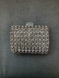 LOCAÇÃO Clutch Dourada Pedraria