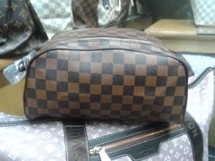 Bolsa Necessaire Frasqueira Damier Ebene na internet