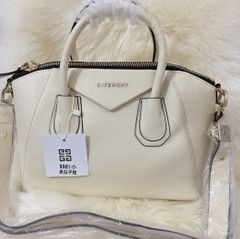 Réplica de Bolsa Givenchy Caramelo Antigona Premium - comprar online