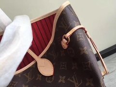 RÉPLICA DE BOLSA NEVERFULL MONOGRAM RED GM - PREMIUM na internet