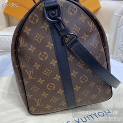 Imagem do LV Zoom With Friends Keepall Bandoulière Monogram Canvas Coleção Primavera / Verão 2021 , marrom