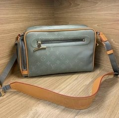 Lançamento Bolsa LV Masculina - Linha Italiana