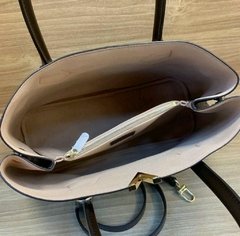 Bolsa LV Kes1ngton Canvas - Linha Premium

 na internet