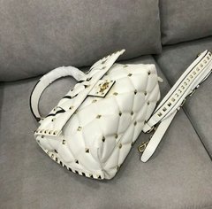 BOLSA CANDYTUD VLTN WHITE - LINHA ITALIANA

 - Réplicas de Bolsas Grifes Famosas