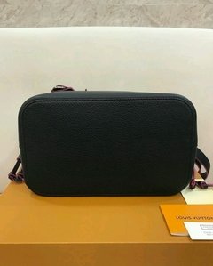 Imagem do BOLSA LV SACO - LINHA ITALIANA