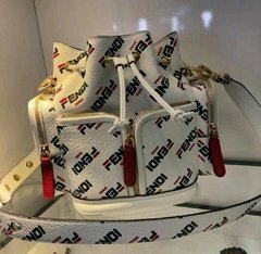 BOLSA F£NDI - WHITE - LINHA ITALIANA
PREMIUM