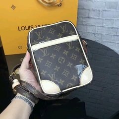 BOLSA LV - LINHA ITALIANA PREMIUM

 - comprar online