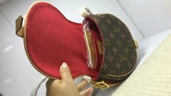 BOLSA LV - LINHA ITALIANA PREMIUM - Réplicas de Bolsas Grifes Famosas