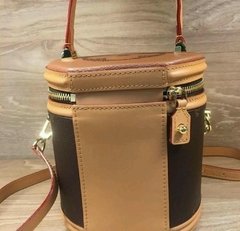 LANÇAMENTO BOLSA LV CANNES - LINHA ITALIANA PREMIUM - Réplicas de Bolsas Grifes Famosas