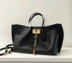 LANÇAMENTO BOLSA VLTN BLACK - LINHA ITALIANA PREMIUM

