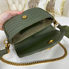 Bolsa Multi Pochete New Wave Verde Militar - Linha Italiana na internet