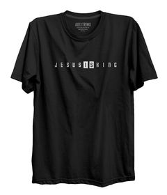 Camiseta Jesus is King