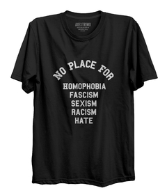 Camiseta No Place For - comprar online