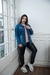 Imagen de Campera de jeans elastizada con cintura clásica