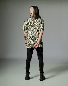 Camisa Leopard Clash en internet