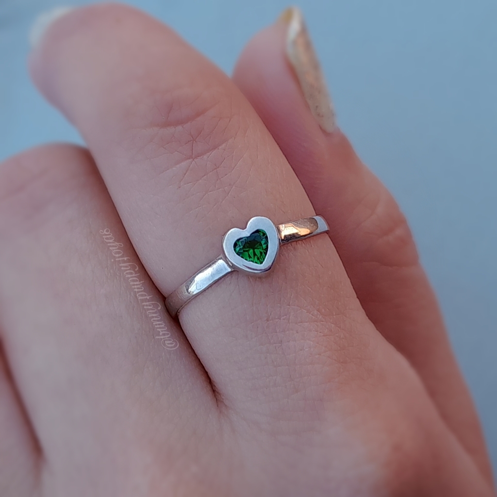 Anillo Cubic Corazon Verde Plata 925 Bunny Puppy