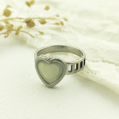 AQ Anillo 029 | Corazón Pin Blanco