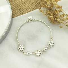 P Pulsera 002 | Triada de flores