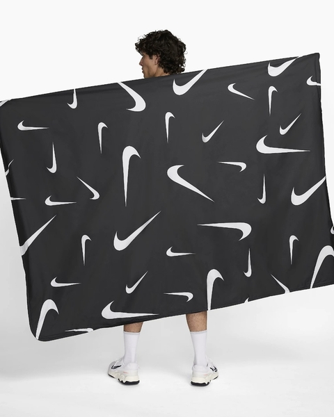 Manta Nike (PRECIO EXPRESADO EN DOLARES)