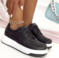 SNEAKERS BARI CUERO NEGRO