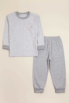 PIJAMA RAYADO GRIS