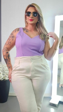 Calça Feminina Plus Size Cenoura de Linho - comprar online